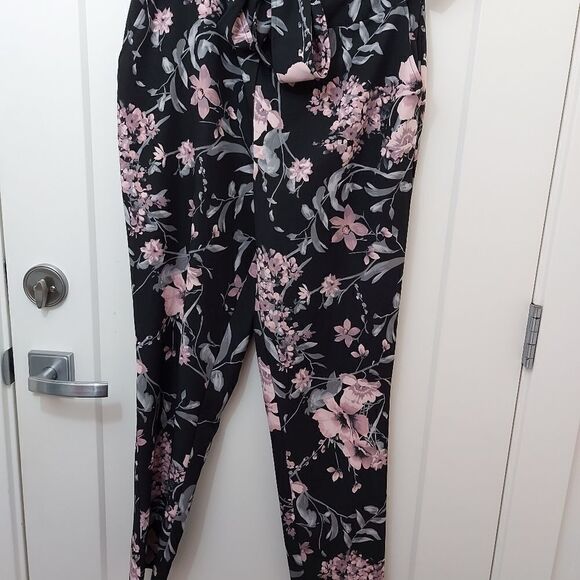 ONE by chapter one floral pants - Picture 2 of 7